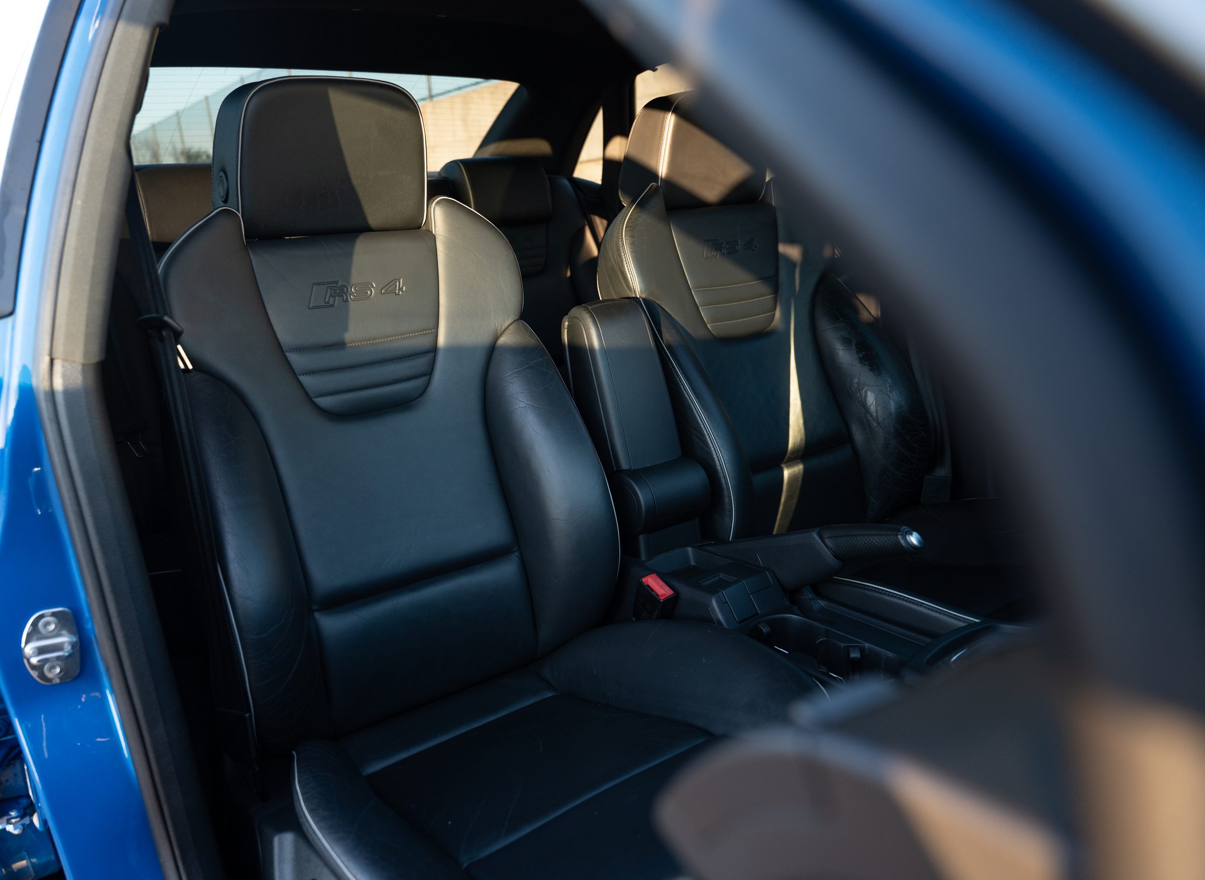 Rear seats
