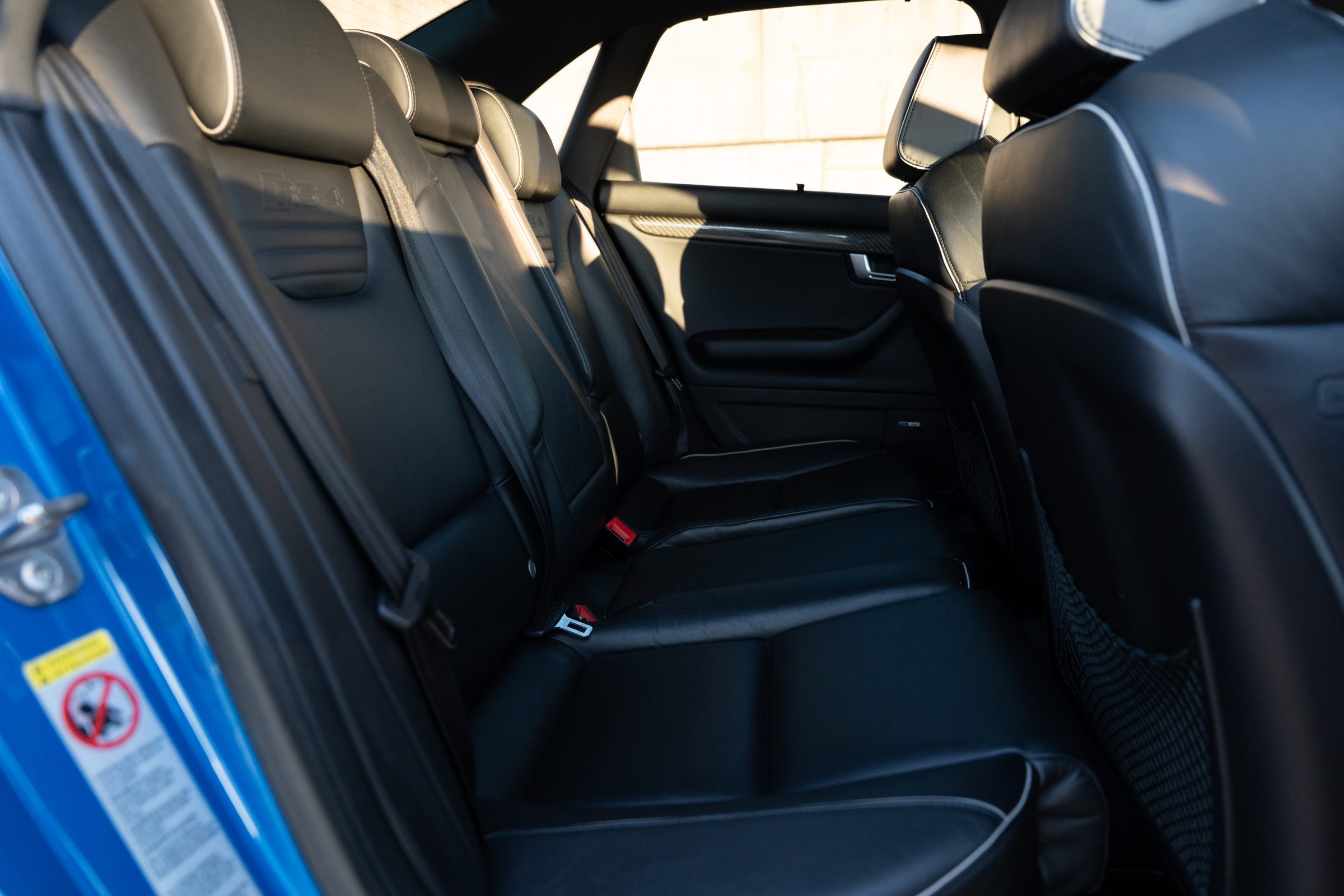 Rear seats, alternate angle